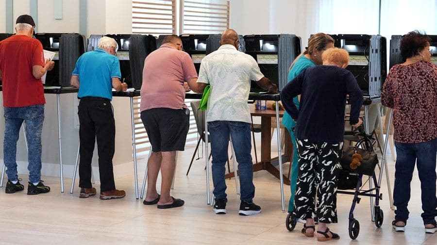 Candidates, election officials in limbo as Florida considers new map