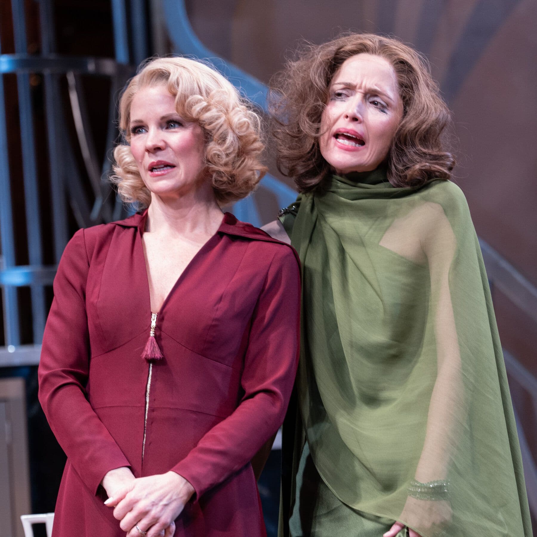 Review: Rose Byrne and Kelli O’Hara Seduce in ‘Fallen Angels’