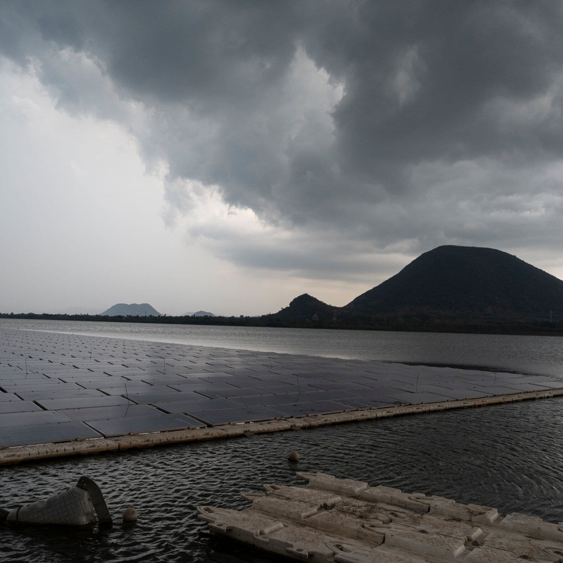 War Exposes Gaps in India’s Clean Energy Push