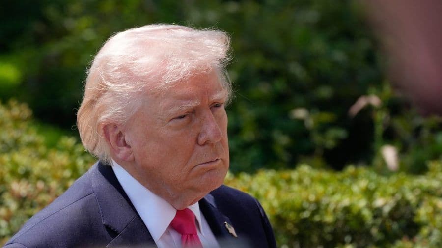 Trump's approval rating sinks to second term low: Poll