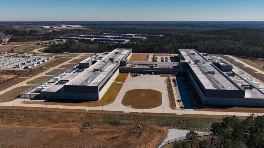 Maine passes first-in-nation freeze on big data centers