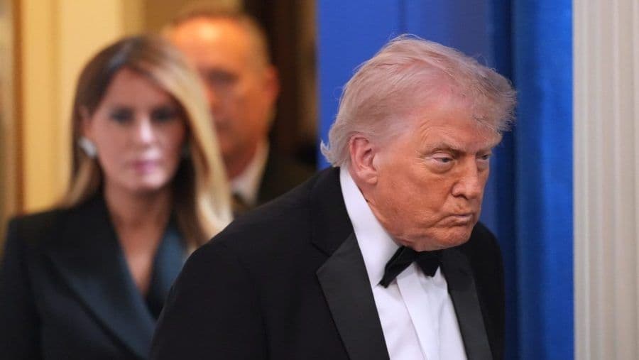 Trump thanks press, commends WHCA leader after shooting