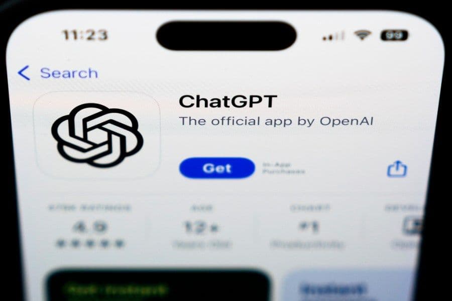 Can AI agents protect our privacy?