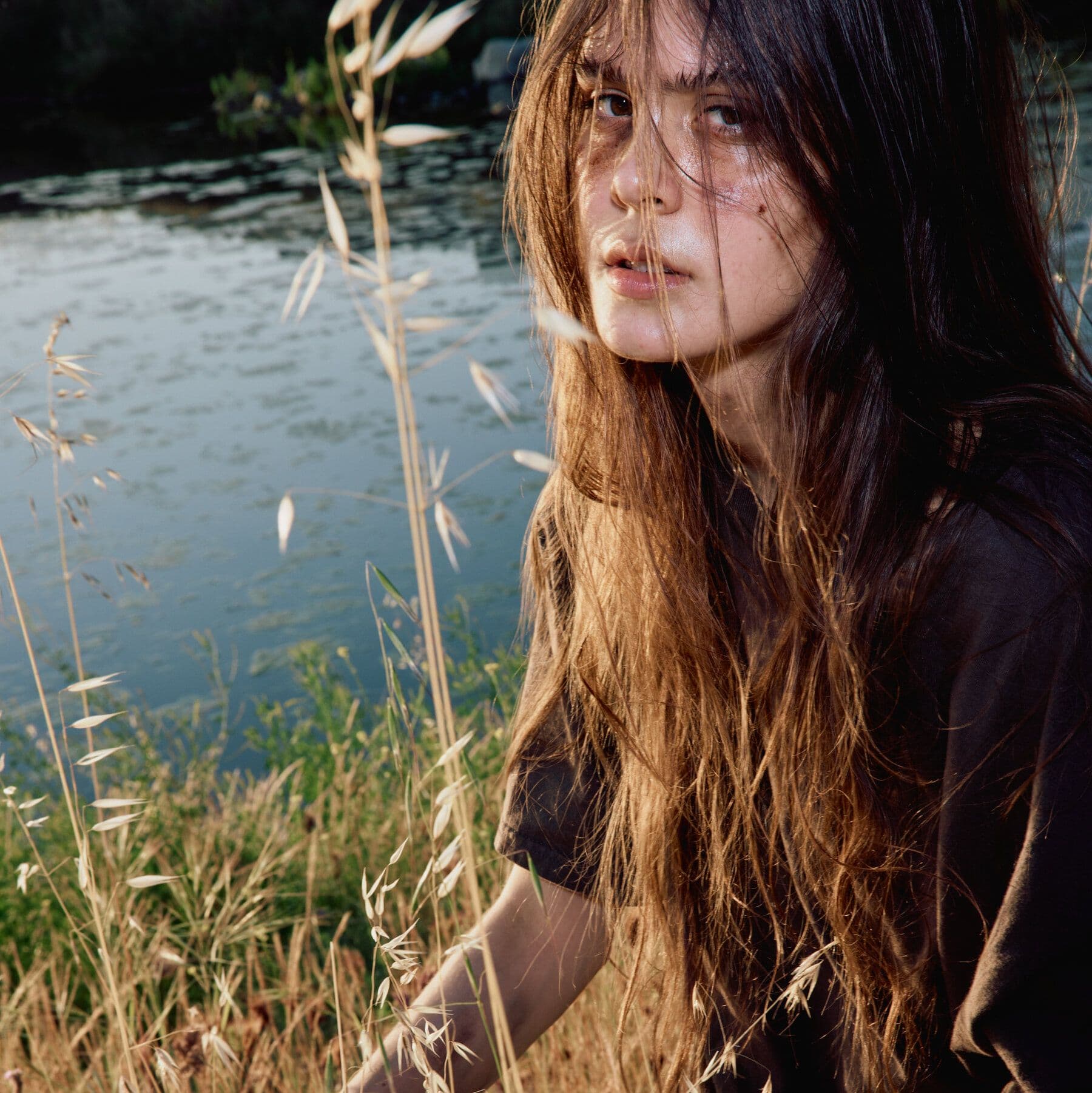 Sofia Isella’s Dark Pop Is Poetic, Feminist and Right on Time